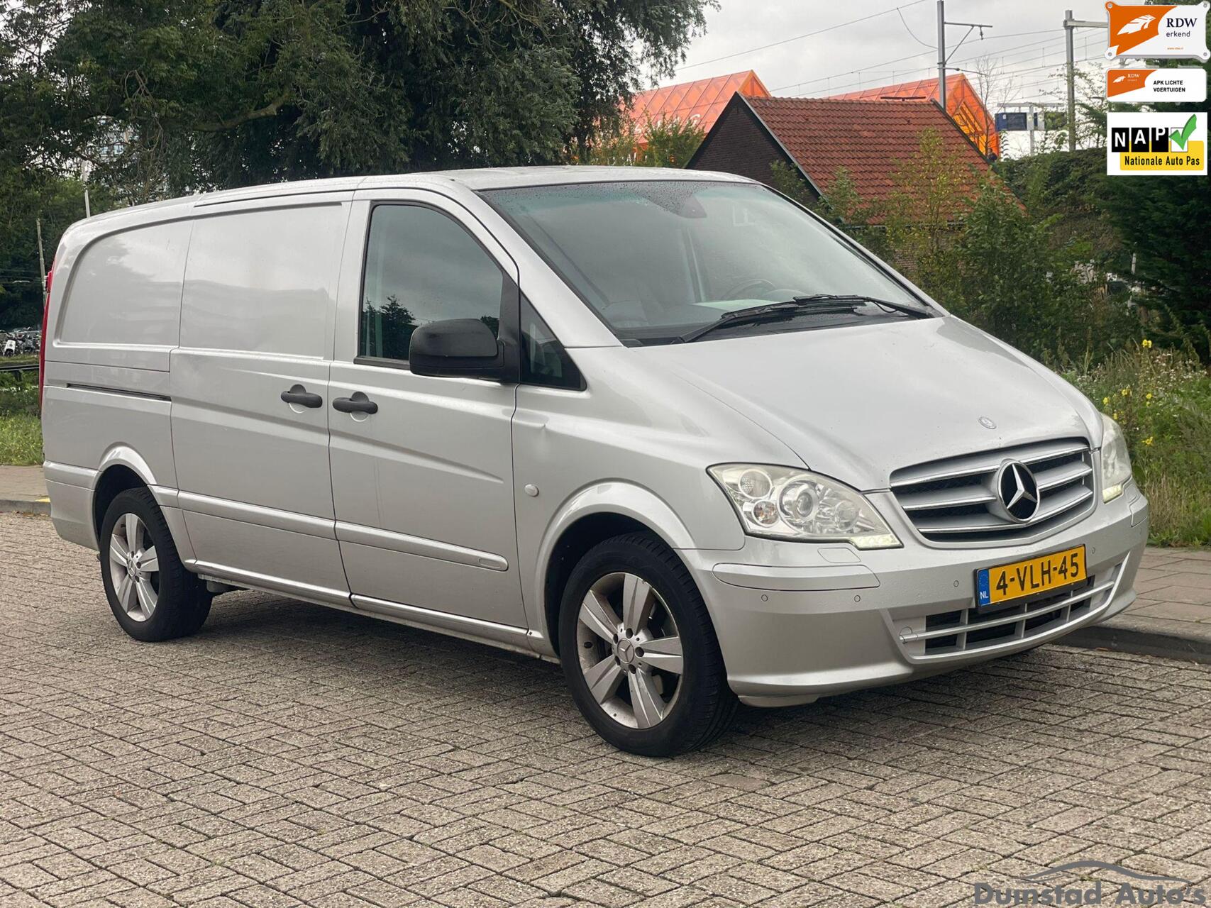 Mercedes-Benz Vito 122 CDI 320 2011 - voorkant