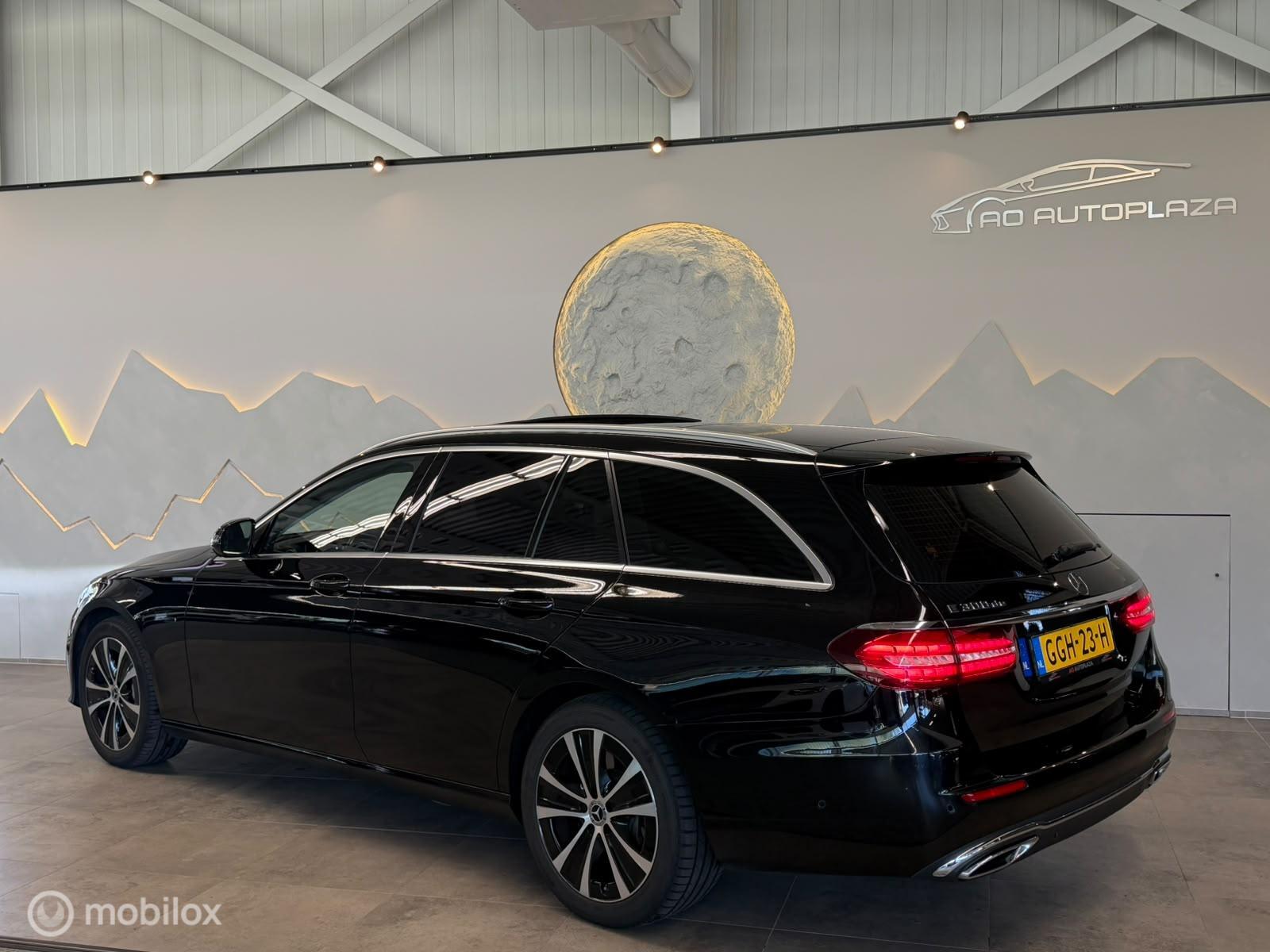 Foto van Mercedes-Benz E 300 De