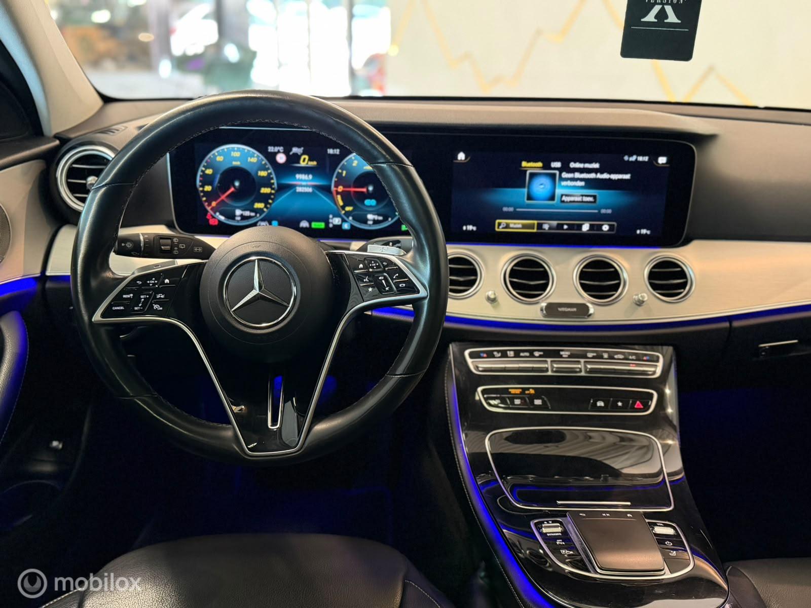 Foto van Mercedes-Benz E 300 De