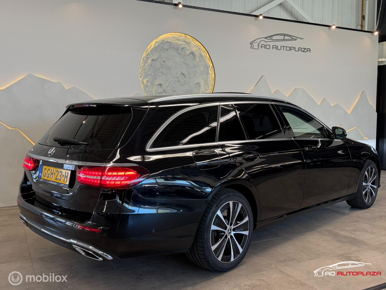 Foto van Mercedes-Benz E 300 De