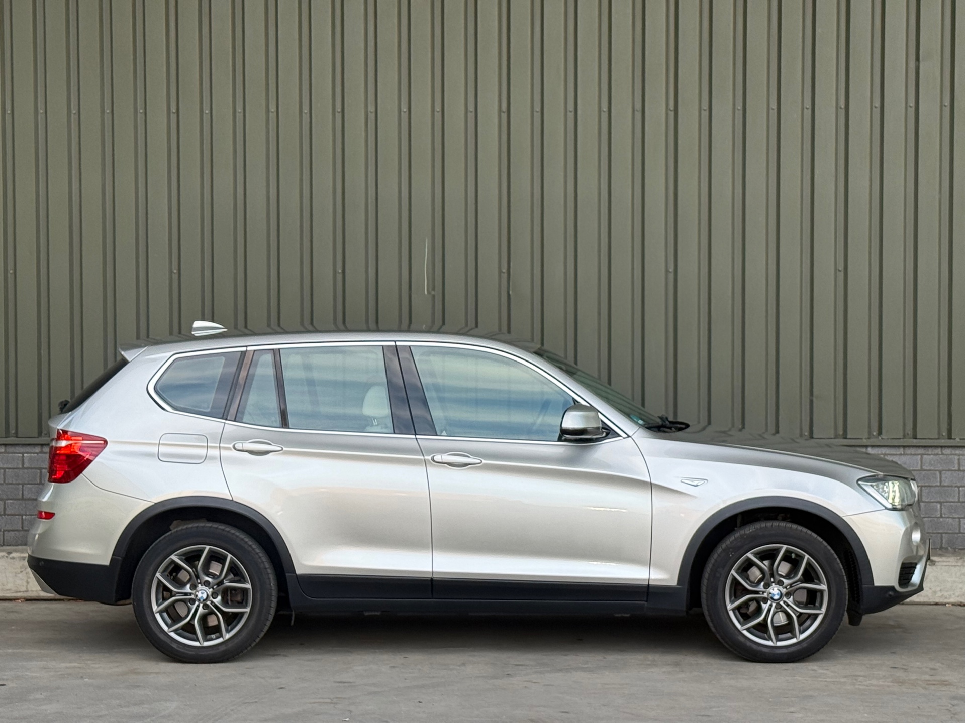 Foto van BMW X3 Xdrive20i