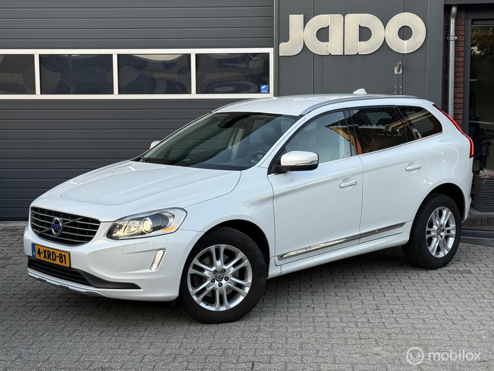 Volvo Xc60 2.0 D4 FWD Summum 2014 - voorkant