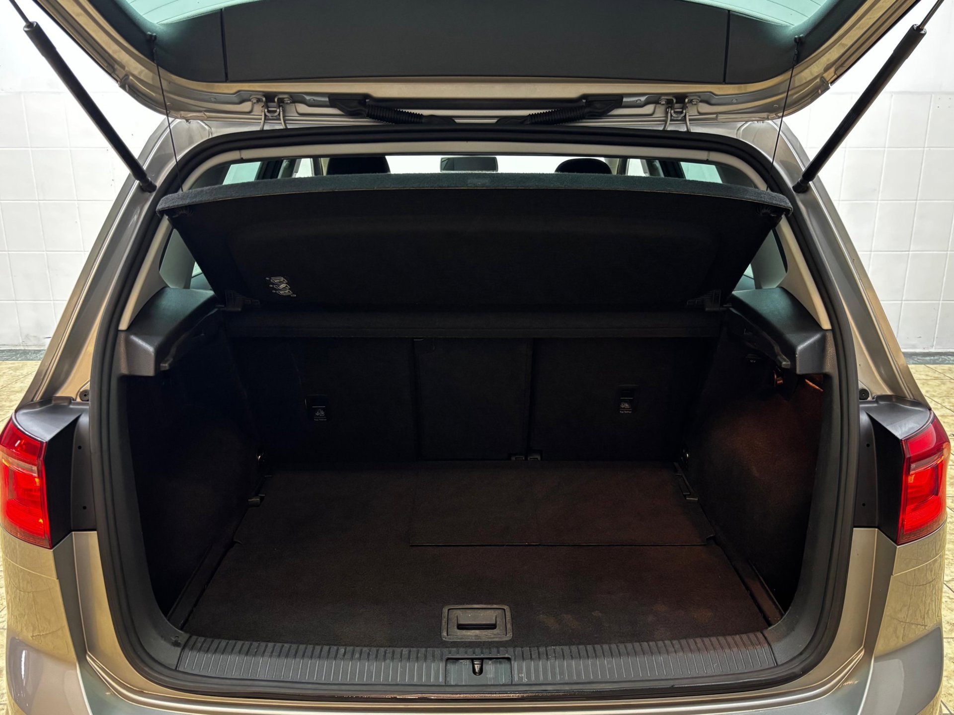 Foto van Volkswagen Golf Sportsvan