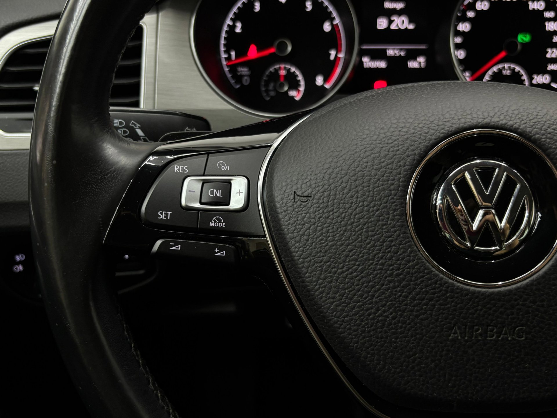 Foto van Volkswagen Golf Sportsvan