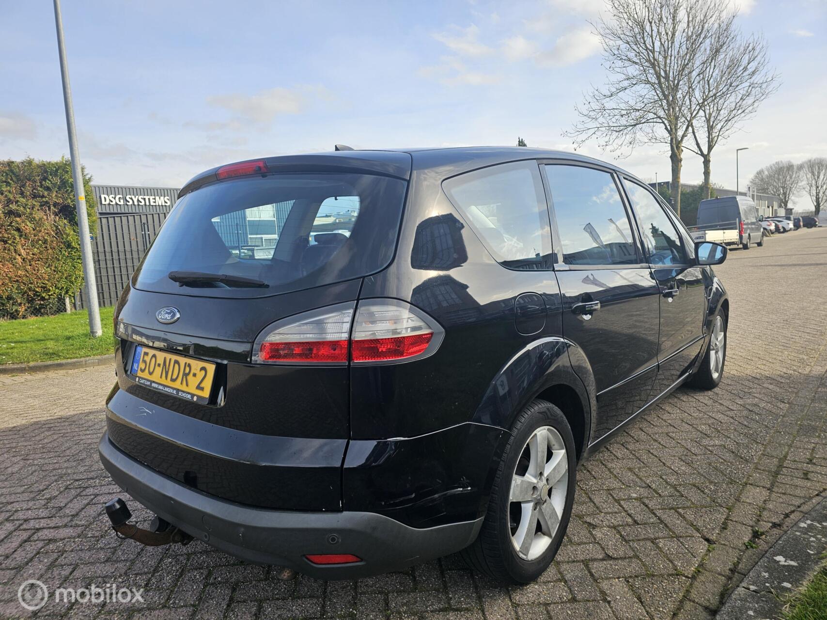 Foto van Ford S-max