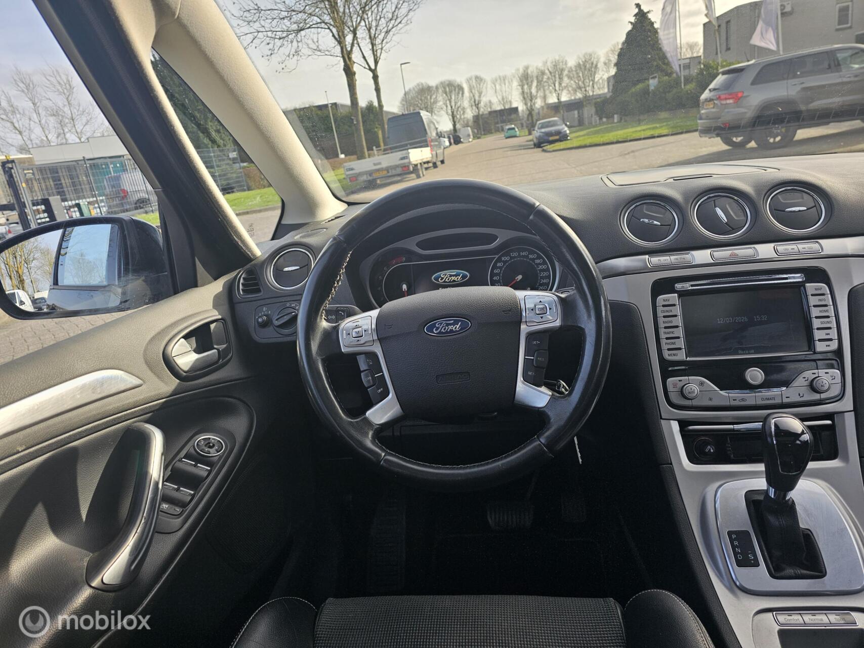 Foto van Ford S-max