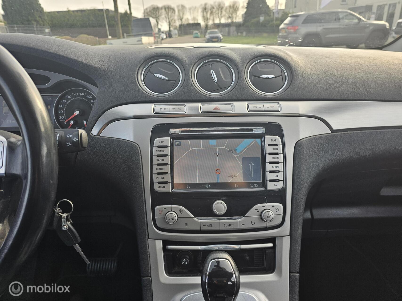 Foto van Ford S-max