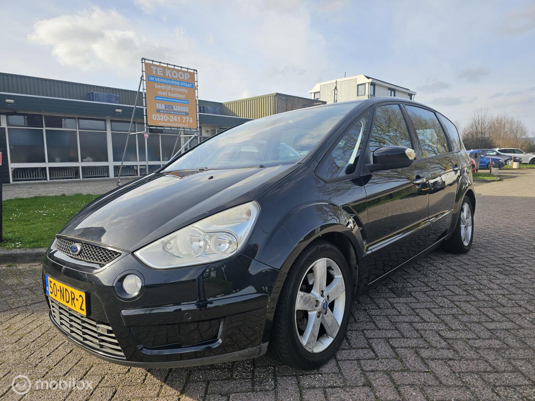 Foto van Ford S-max