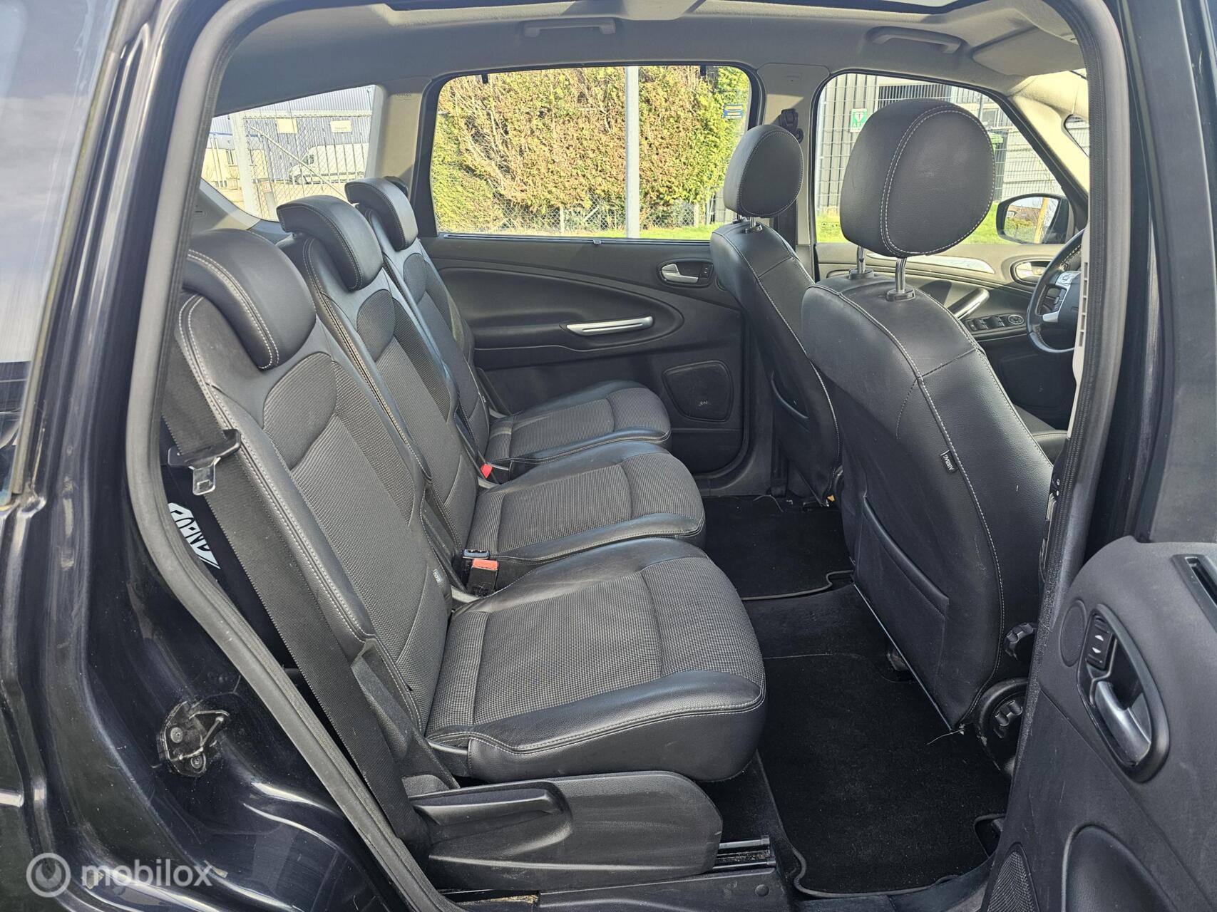Foto van Ford S-max