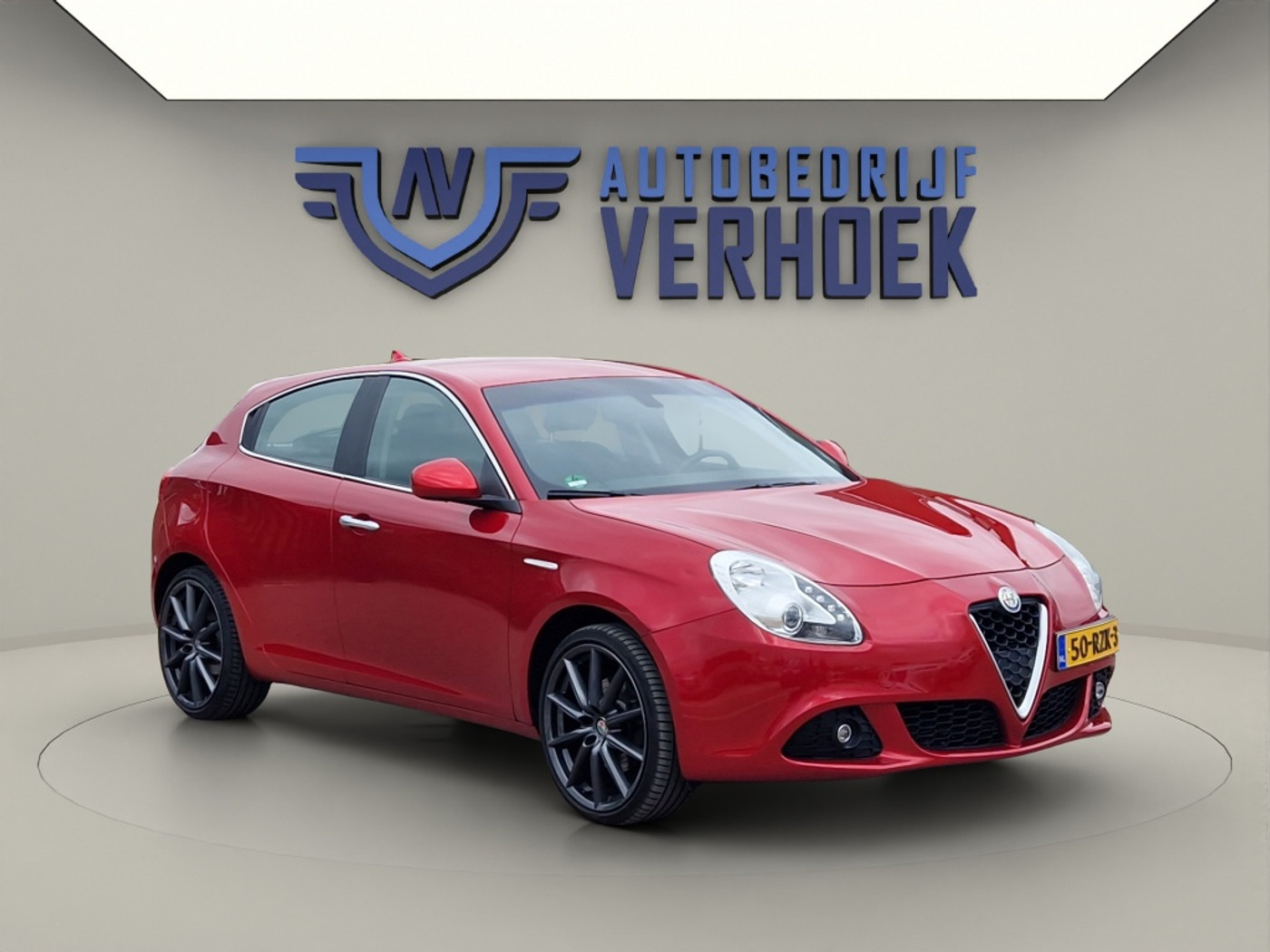 Alfa Romeo Alfa Giulietta 1.4 T Distinctive Trekhaak - NL Auto 2011 - voorkant