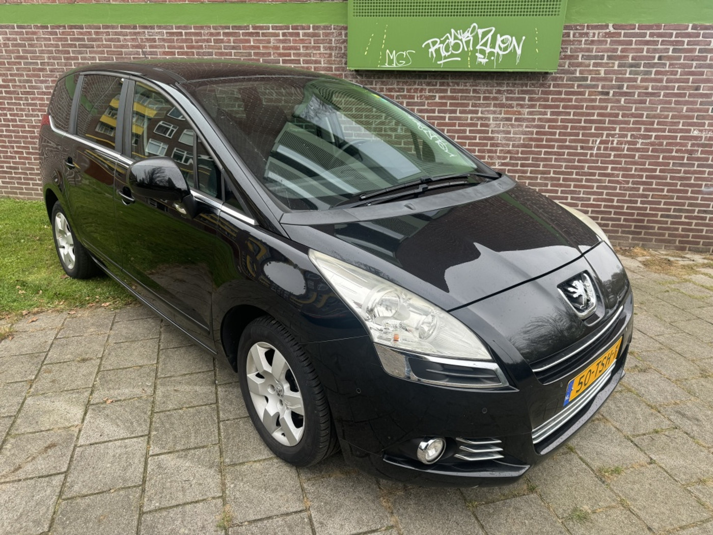 Foto van Peugeot 5008