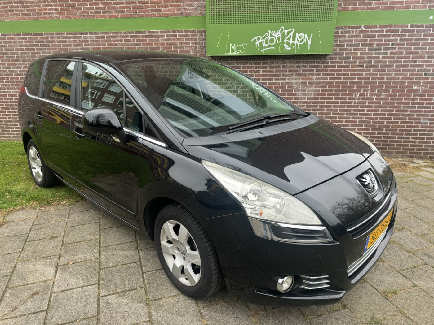 Foto van Peugeot 5008