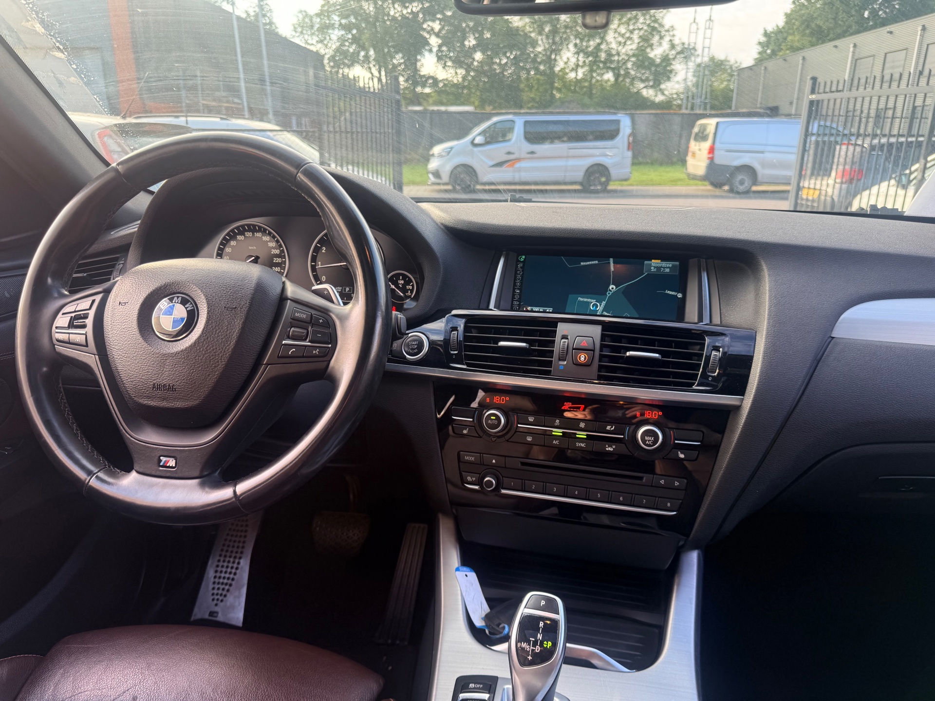 Foto van BMW X4 Xdrive28i