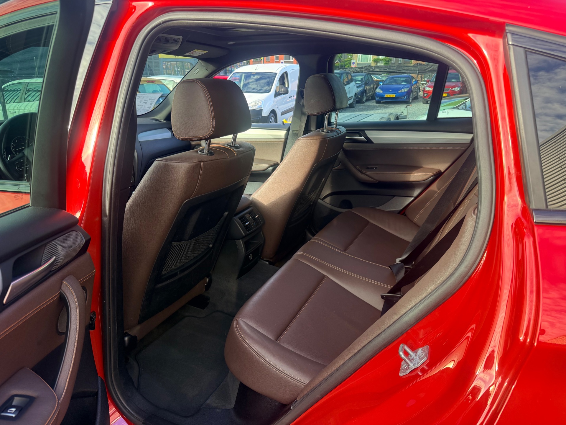 Foto van BMW X4 Xdrive28i