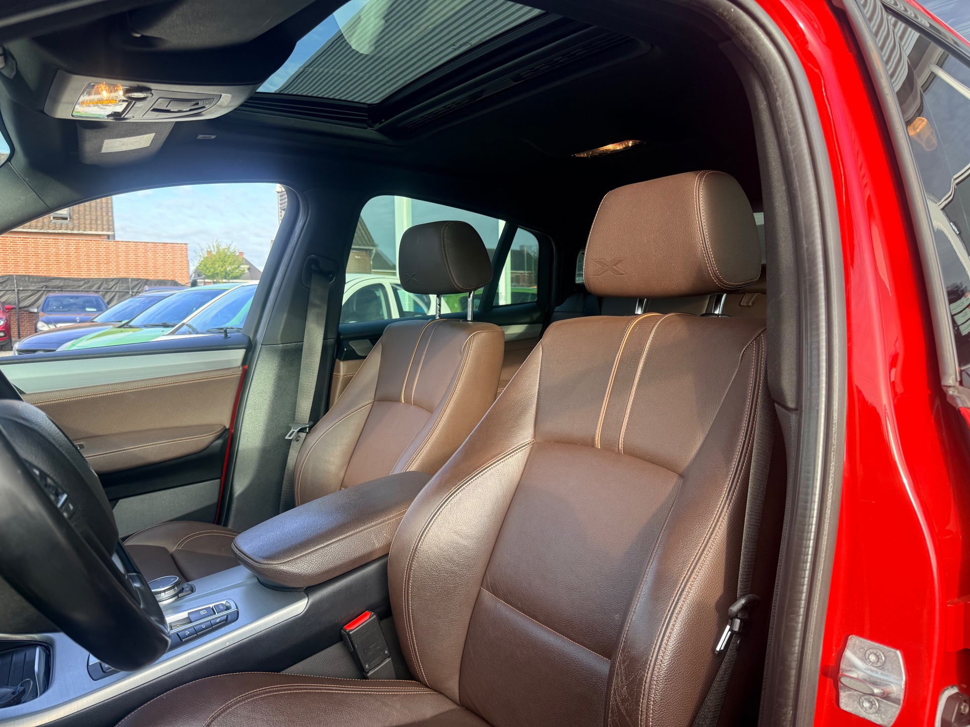 Foto van BMW X4 Xdrive28i