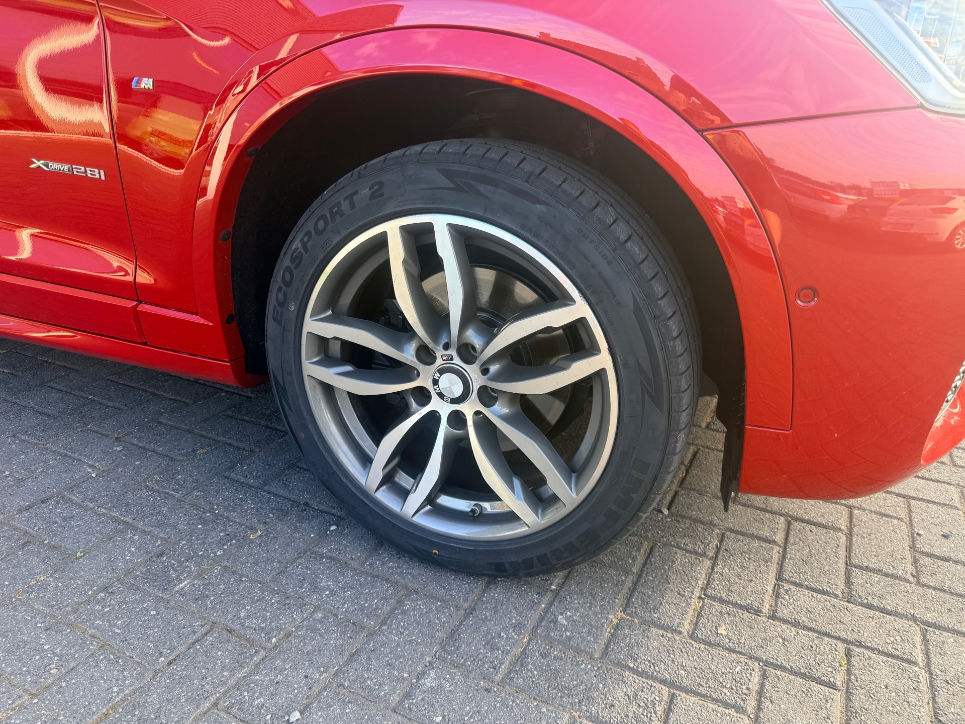 Foto van BMW X4 Xdrive28i