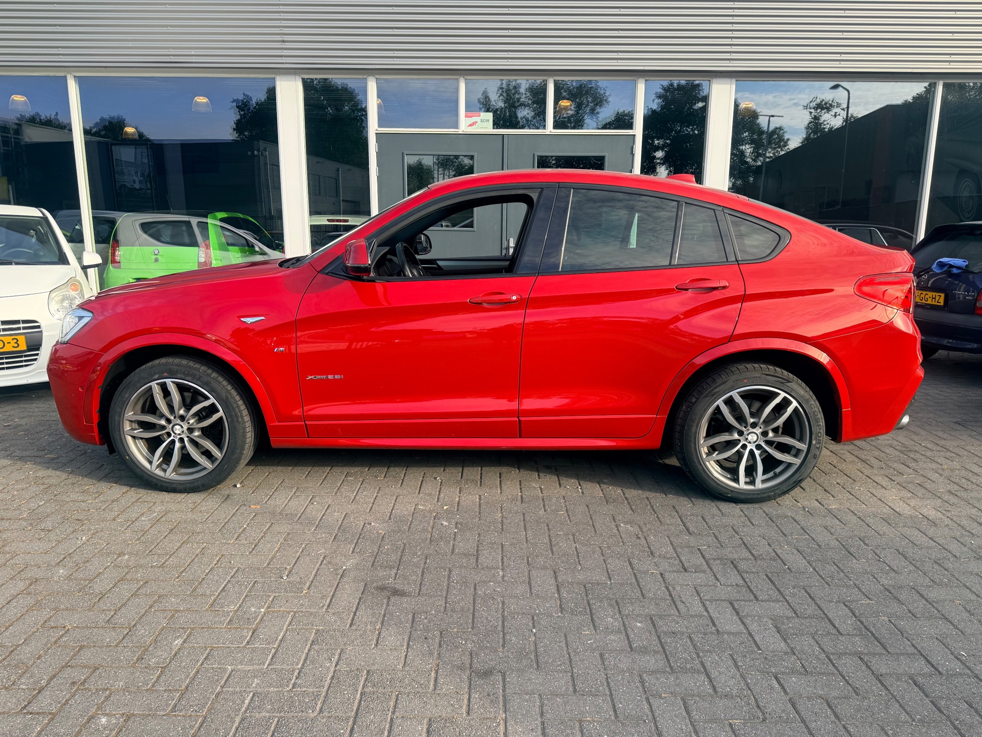Foto van BMW X4 Xdrive28i
