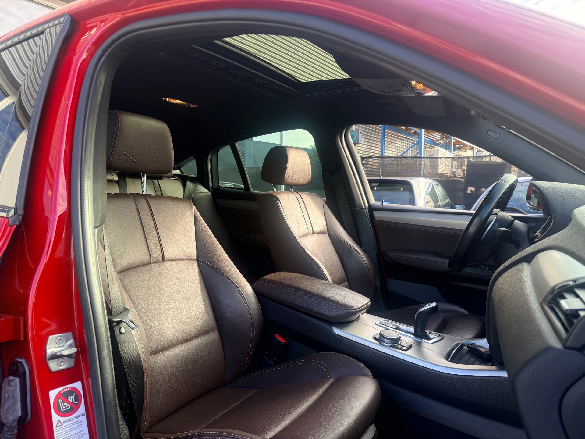 Foto van BMW X4 Xdrive28i