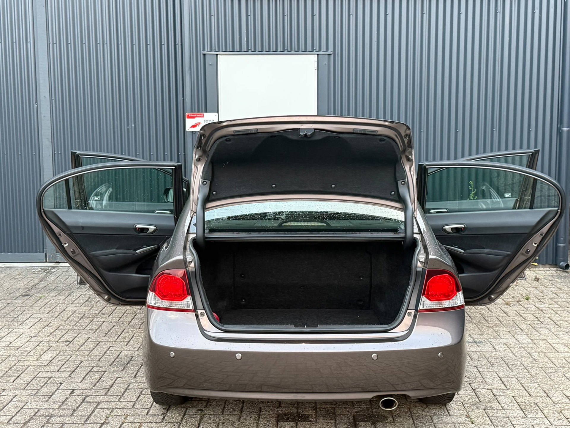 Foto van Honda Civic 4dr Hybrid