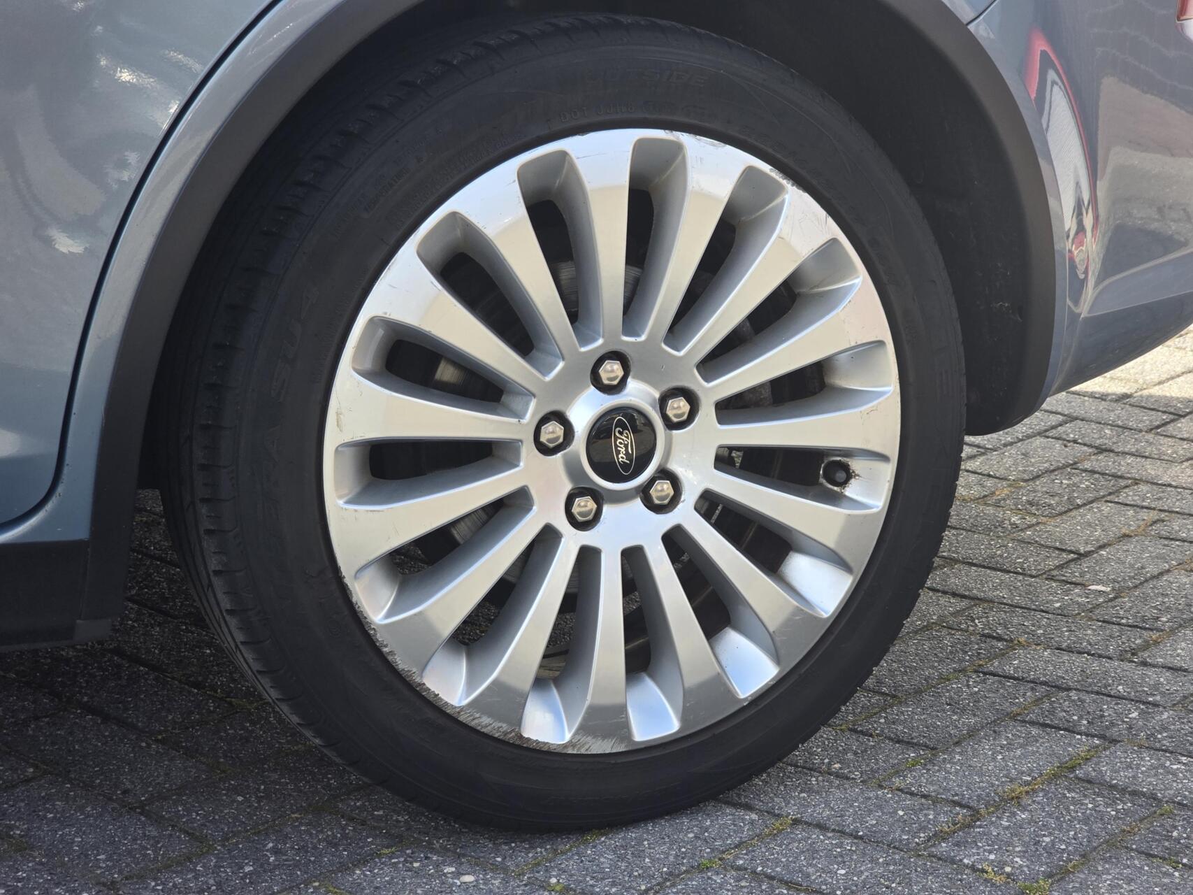 Foto van Ford C-max