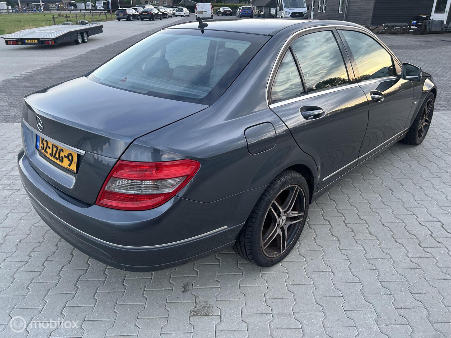 Foto van Mercedes-Benz C 180 Kompressor