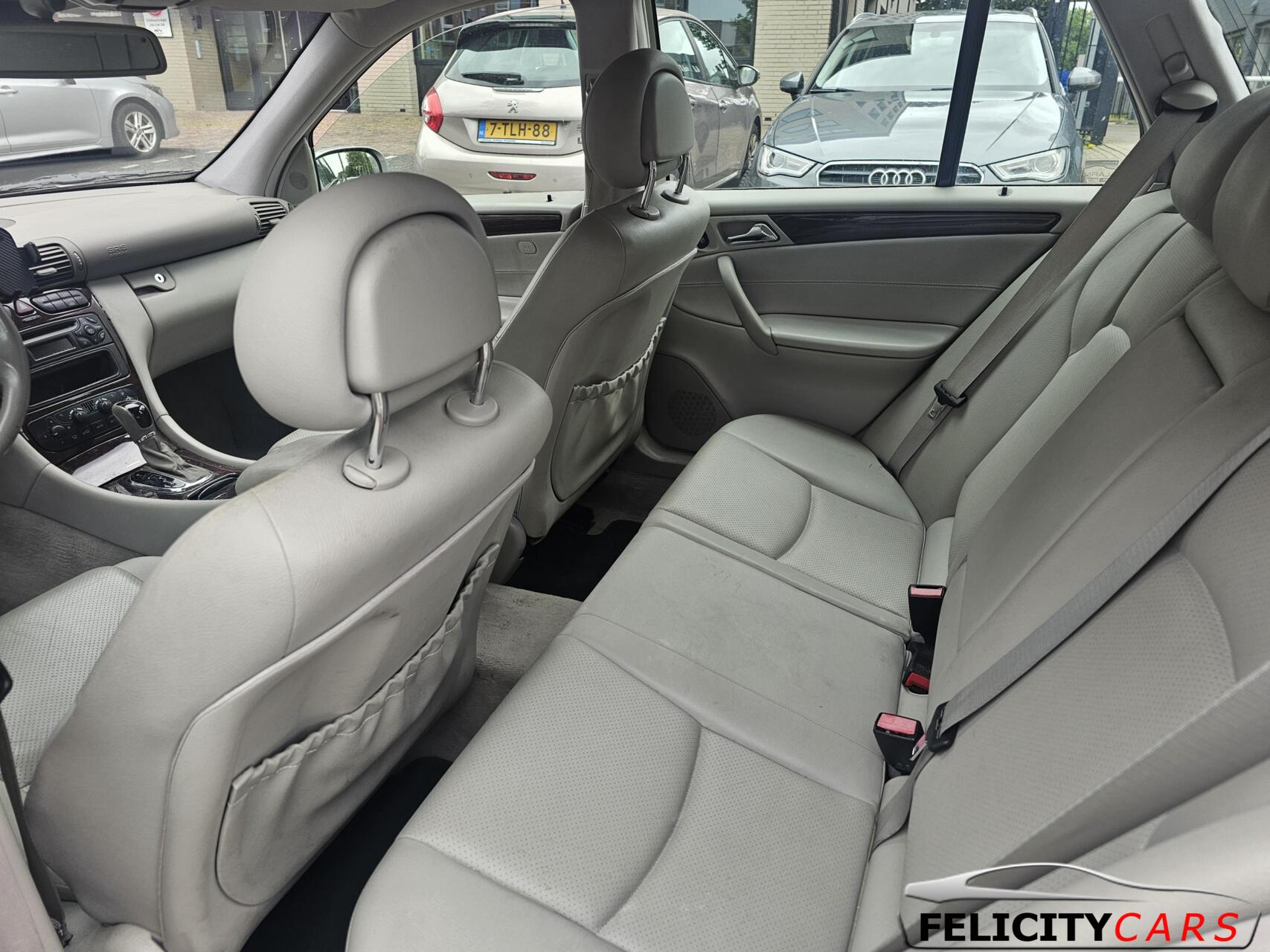 Foto van Mercedes-Benz C 200 Kompressor