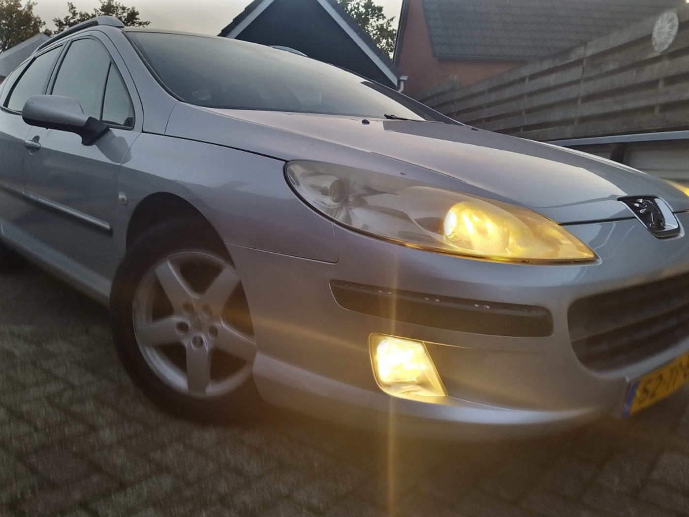 Peugeot 407 1.8-16V XT 2006 - voorkant