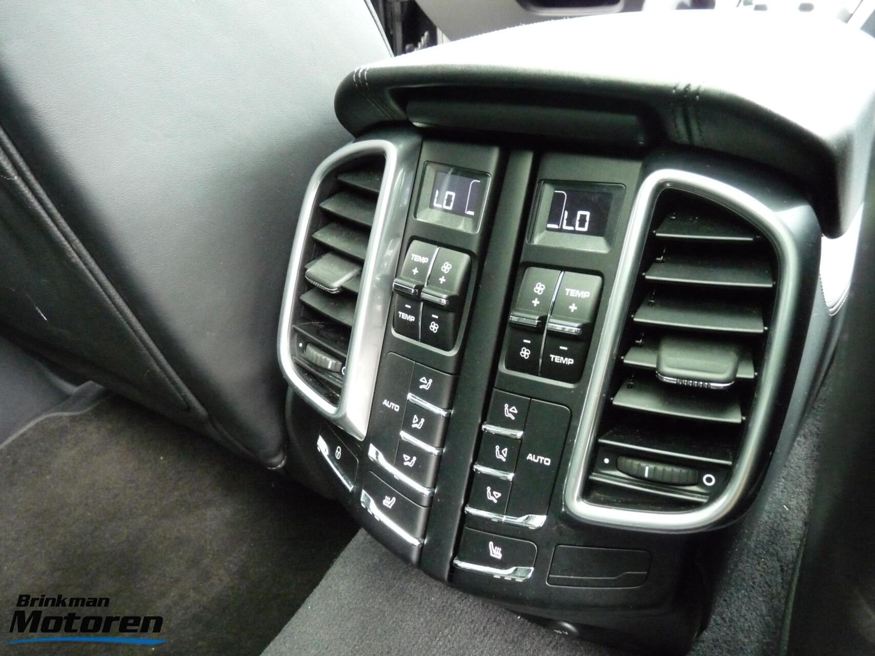 Foto van Porsche Cayenne S