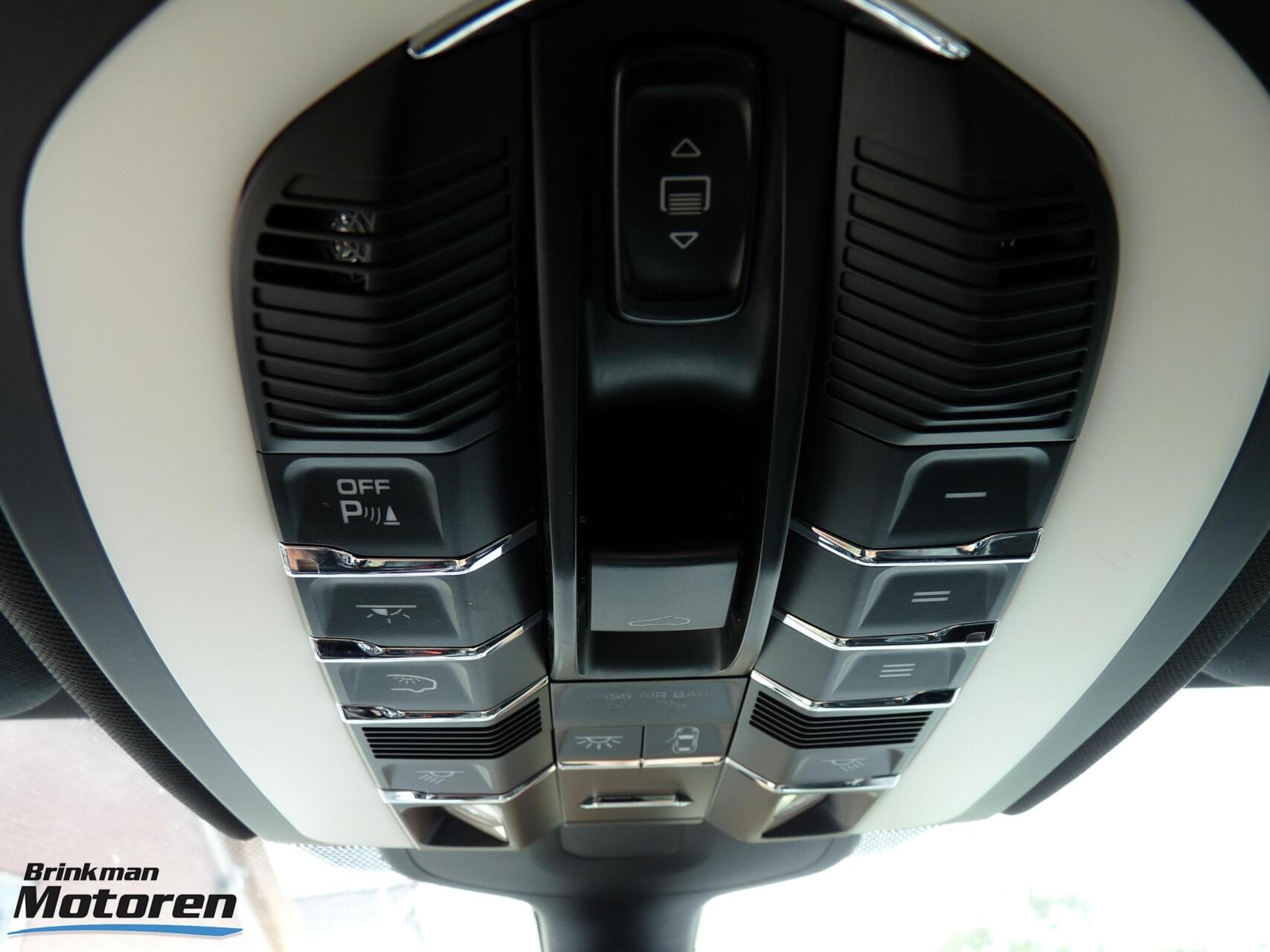 Foto van Porsche Cayenne S