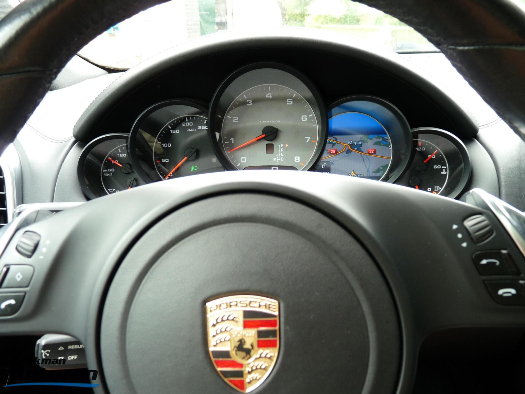 Foto van Porsche Cayenne S