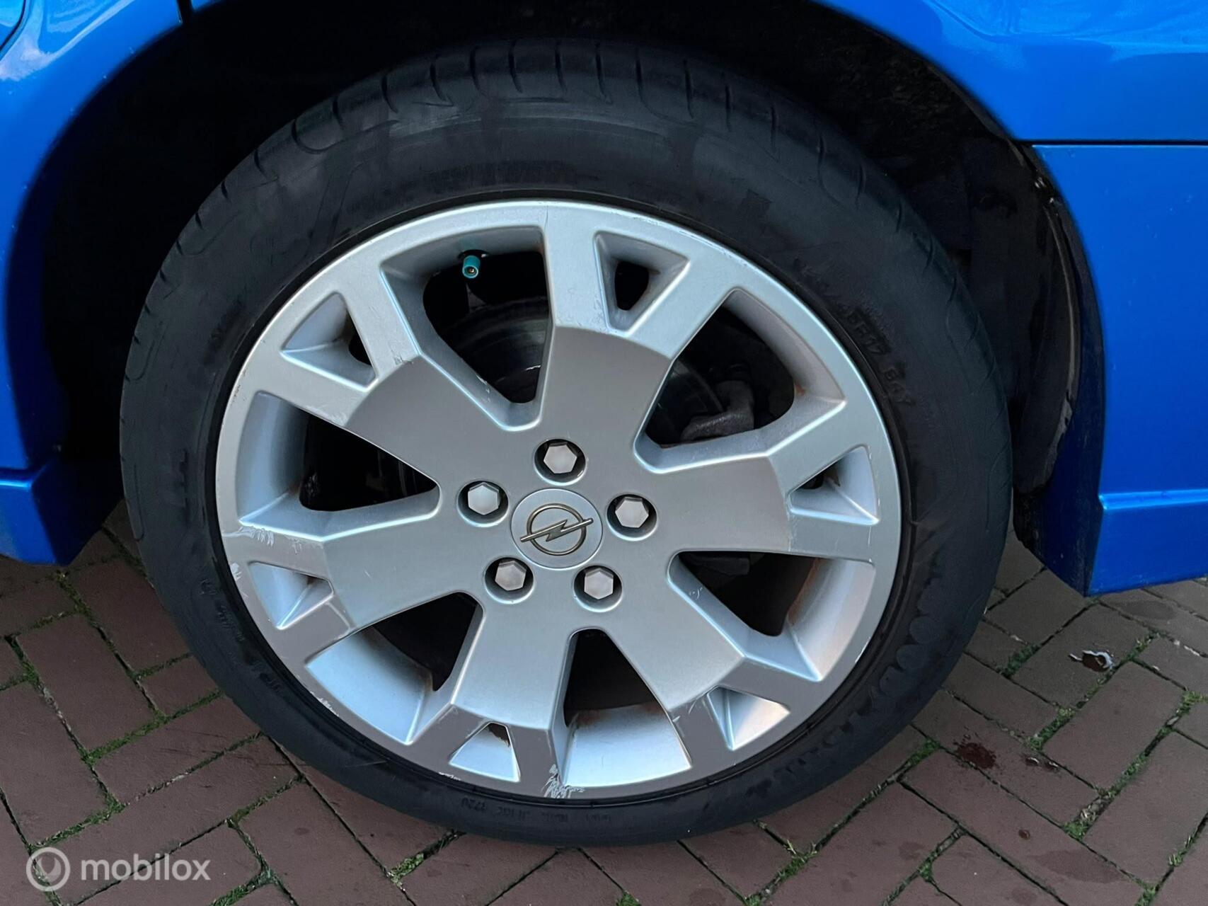 Foto van Opel Zafira-a
