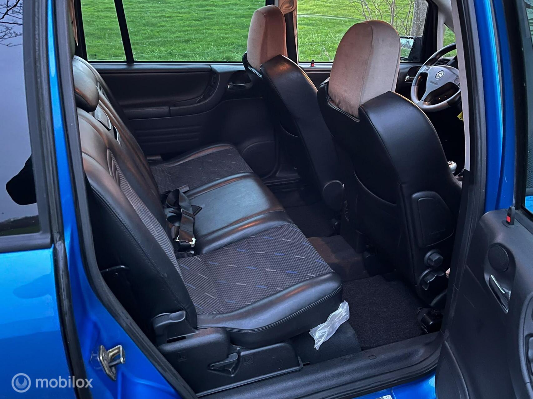 Foto van Opel Zafira-a