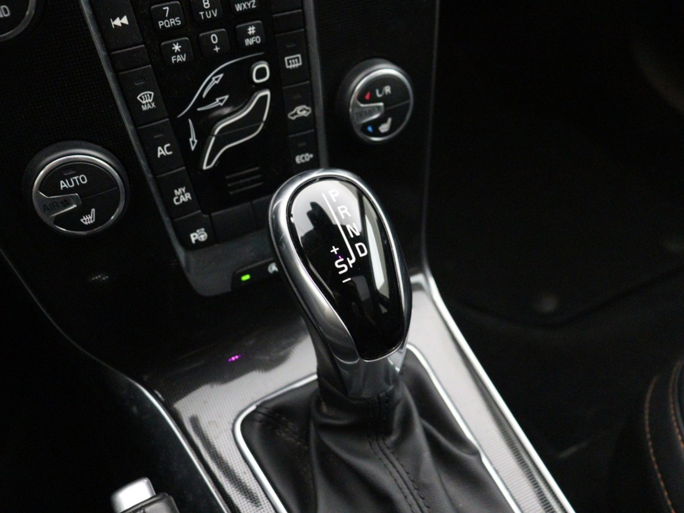 Foto van Volvo V40 Cross Country