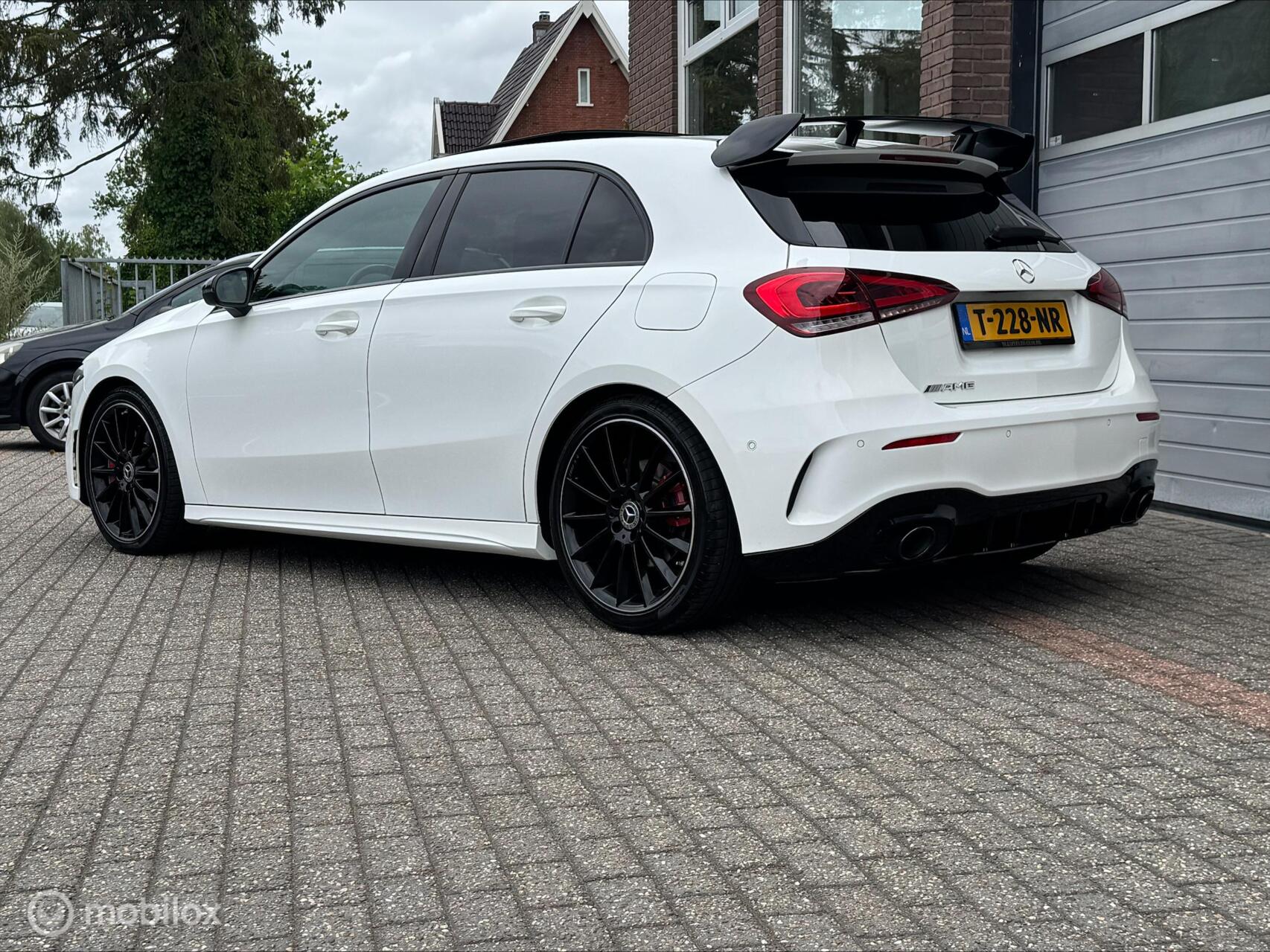 Foto van Mercedes-Benz A 250
