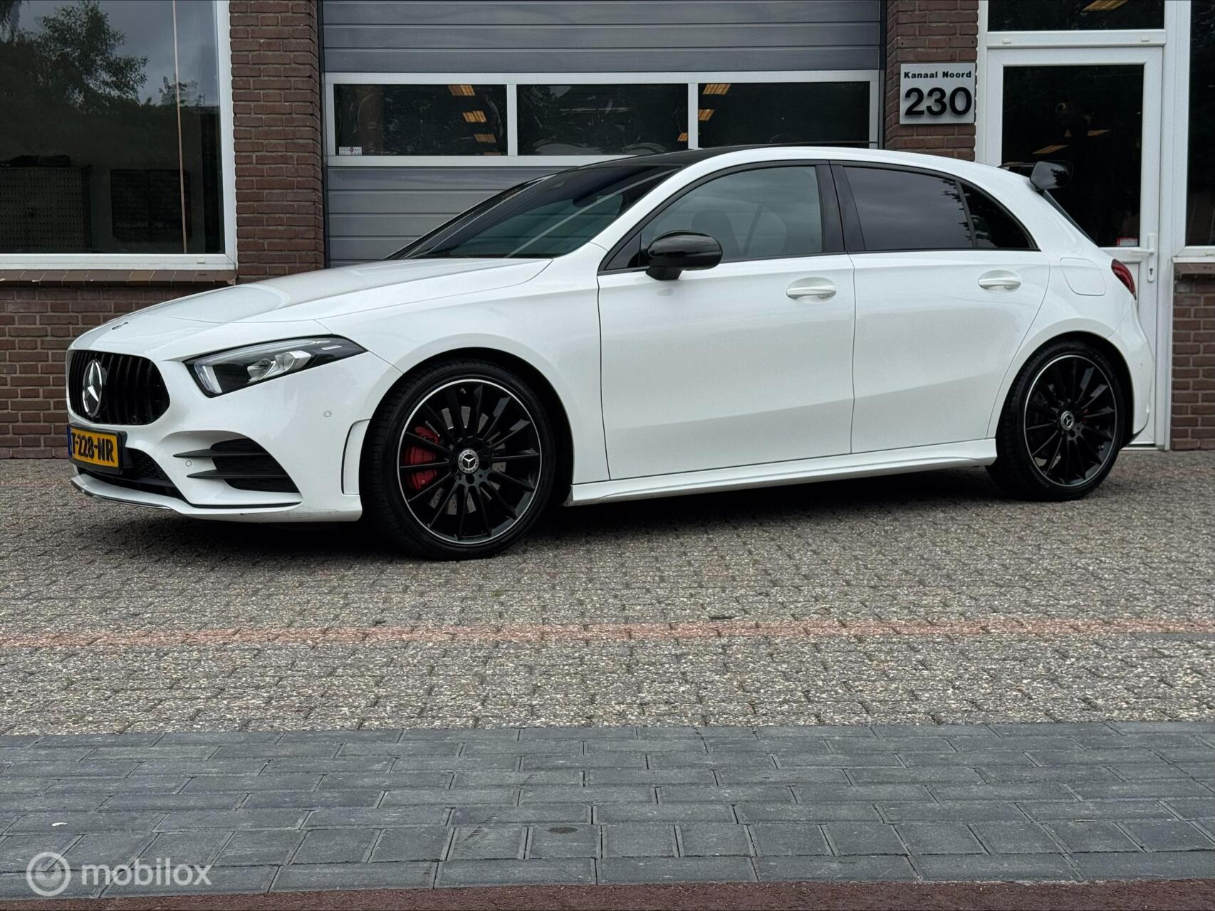 Mercedes-Benz A 250 250 Premium Plus 2018 - voorkant