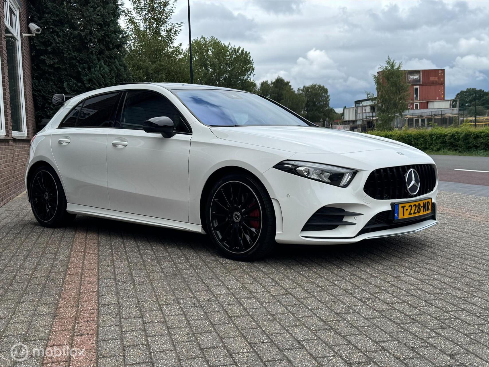 Foto van Mercedes-Benz A 250