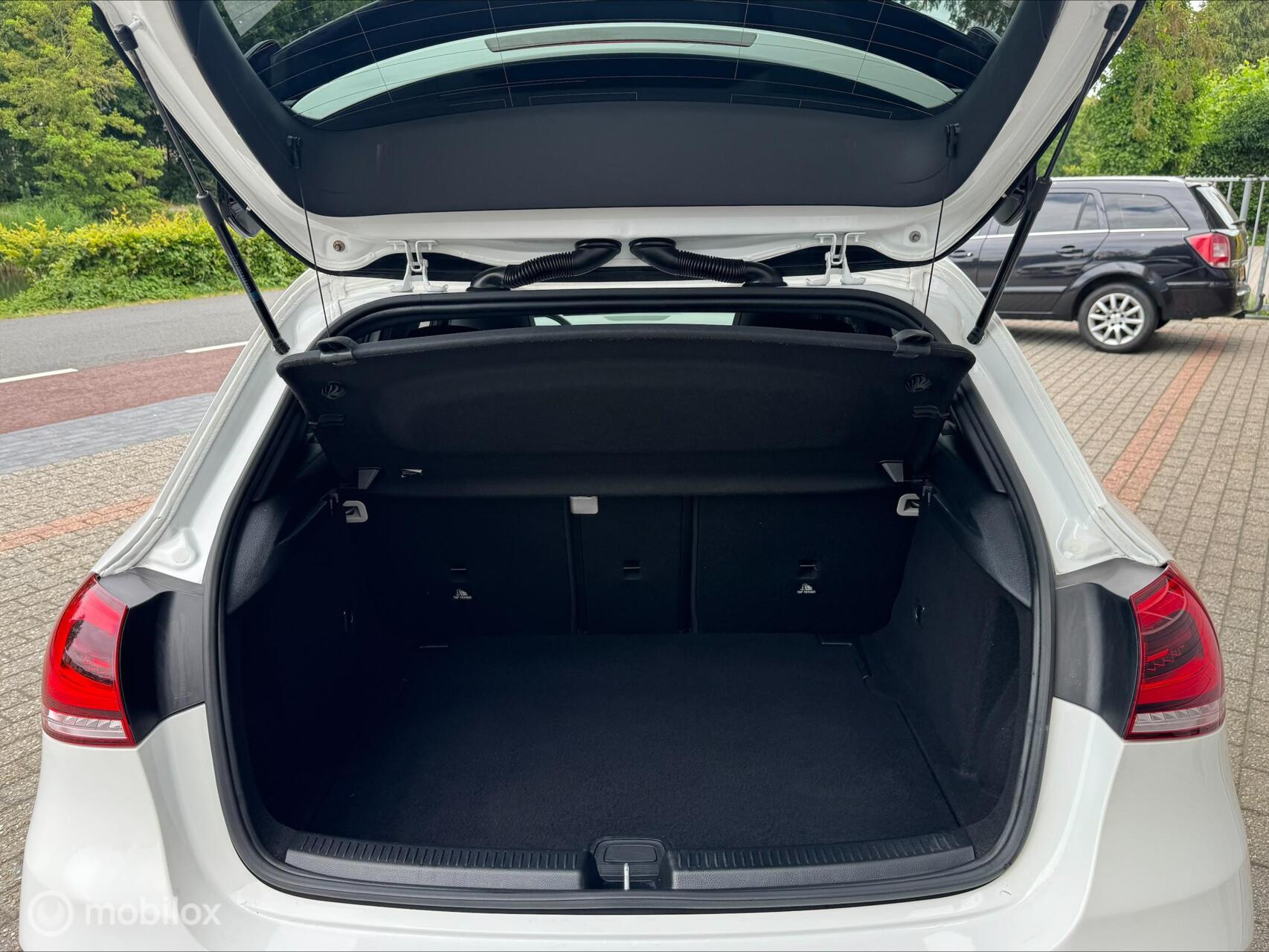 Foto van Mercedes-Benz A 250