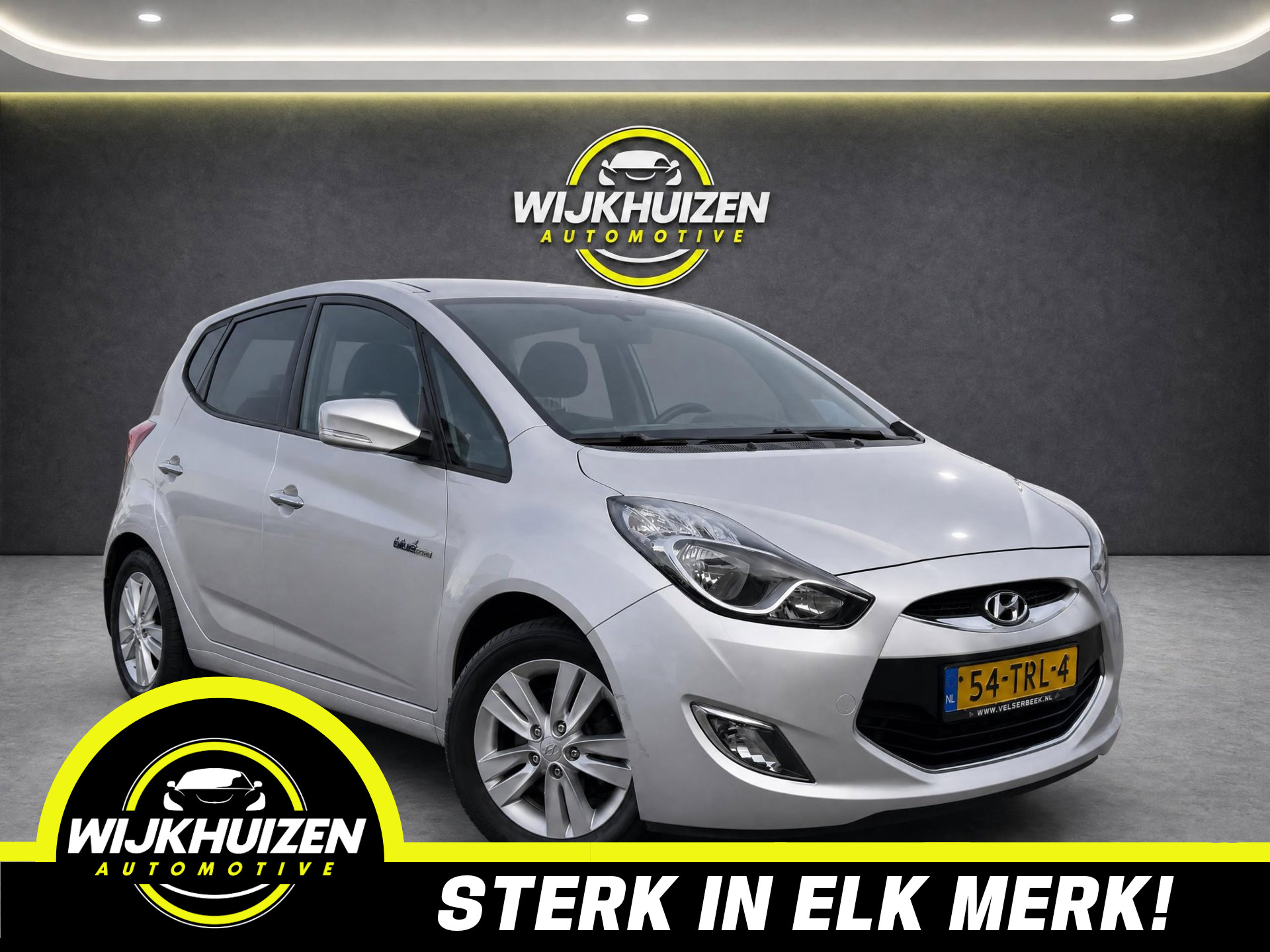 Hyundai Ix20 1.4i i-Vision met Panorama dak !!! Trekhaak !!! Climate !!! Cruise !!! 2012 - voorkant