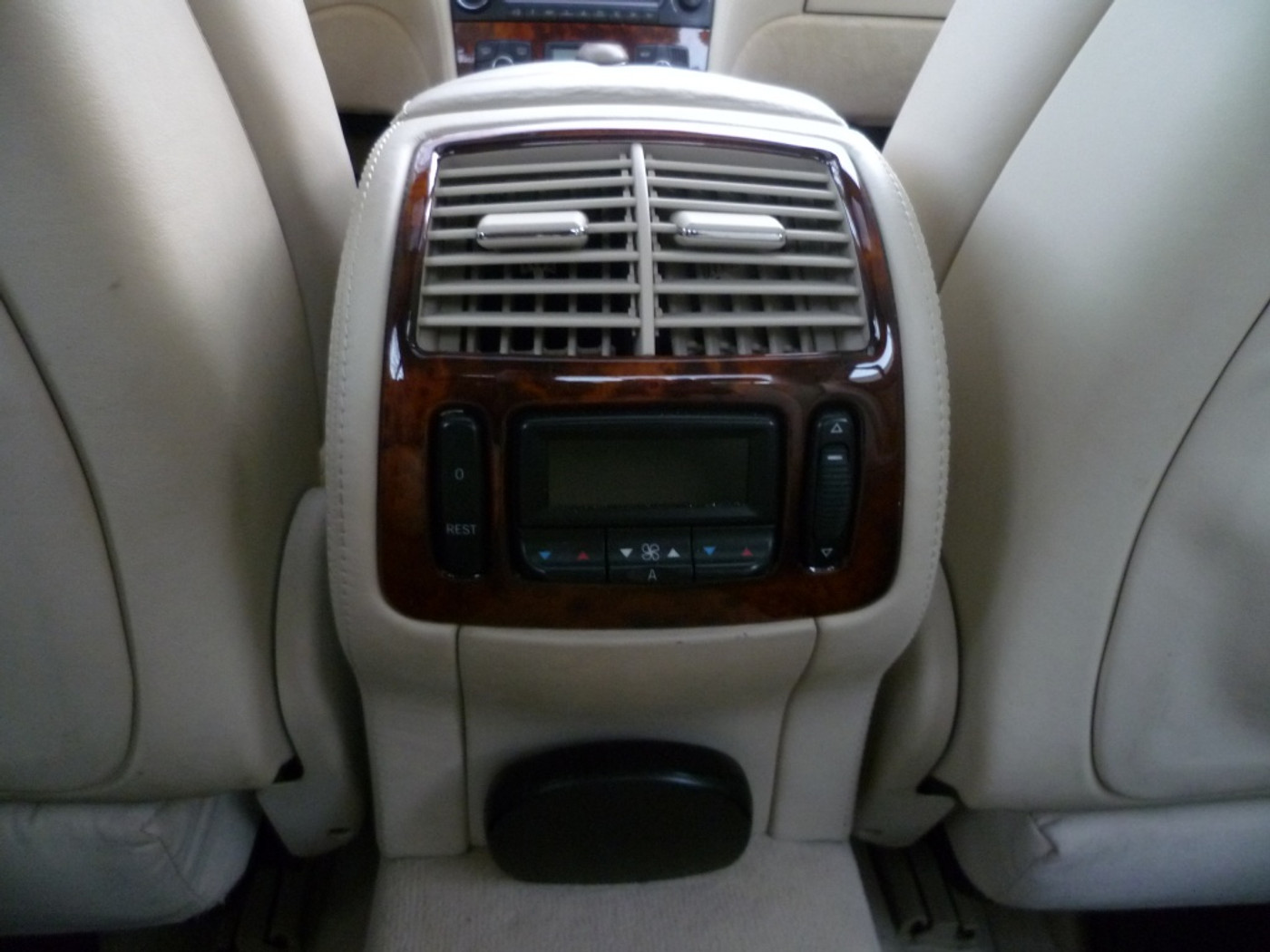 Foto van Mercedes-Benz S 600