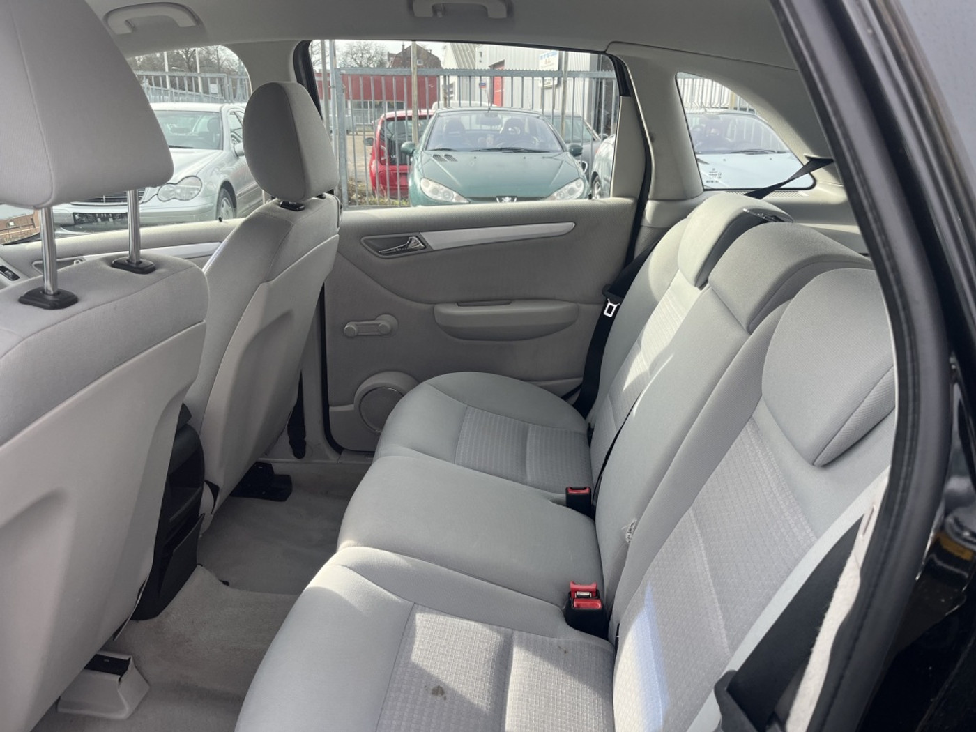 Foto van Mercedes-Benz B 170