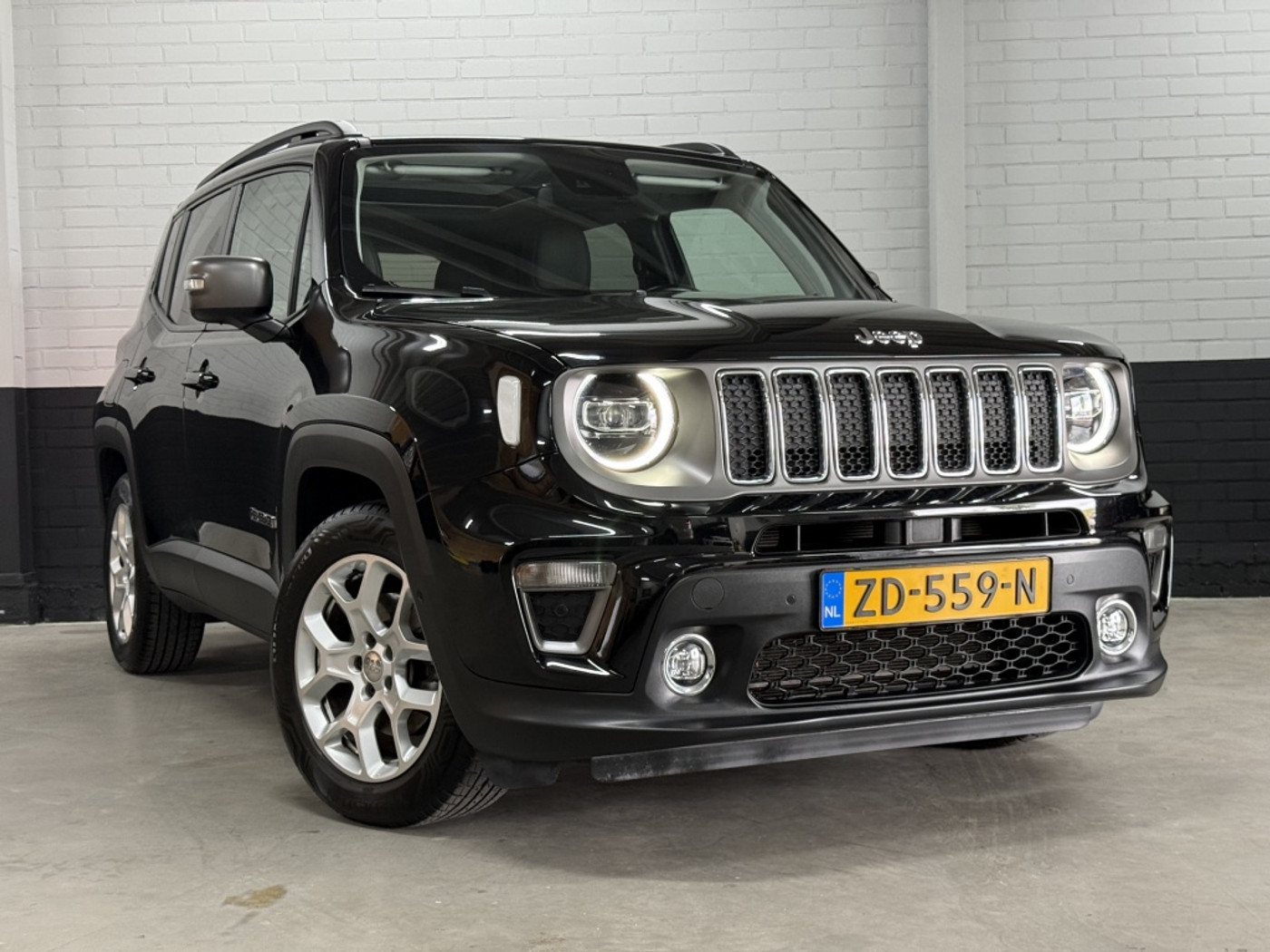 Jeep Renegade 1.3T Freedom/Leer/Pano/Afn. Trekhaak/Camera/Enz.Enz. 2019 - voorkant