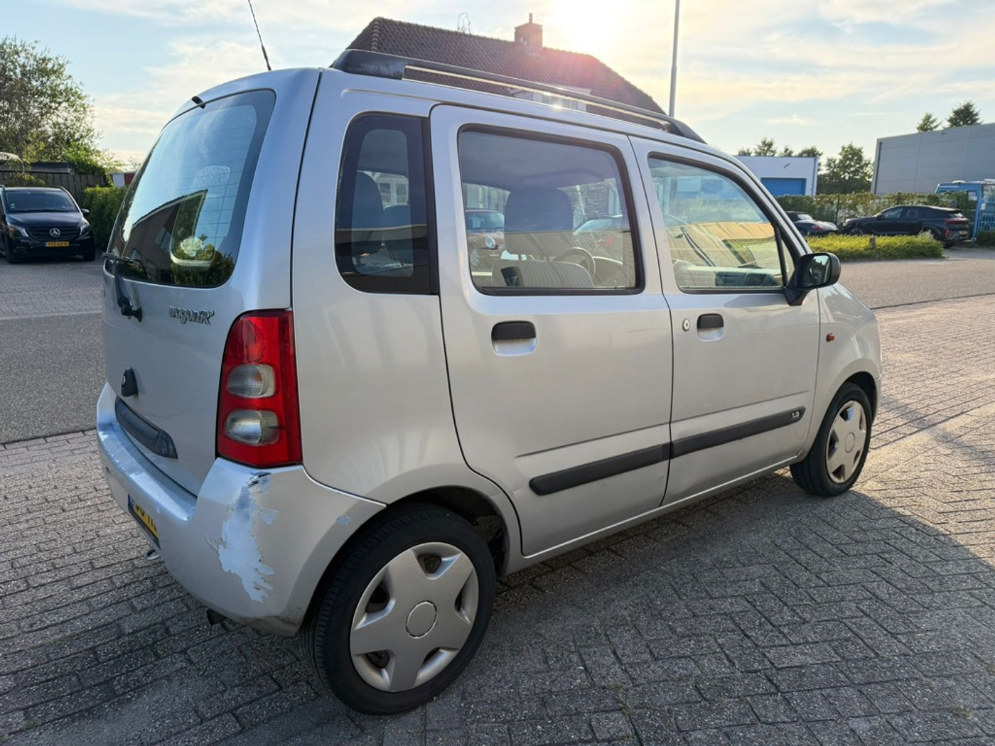 Foto van Suzuki Wagon R