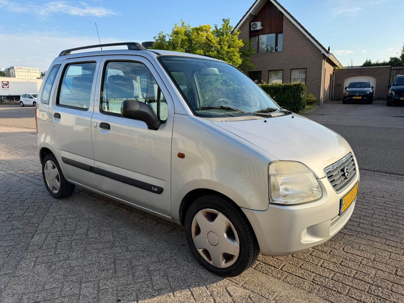 Foto van Suzuki Wagon R