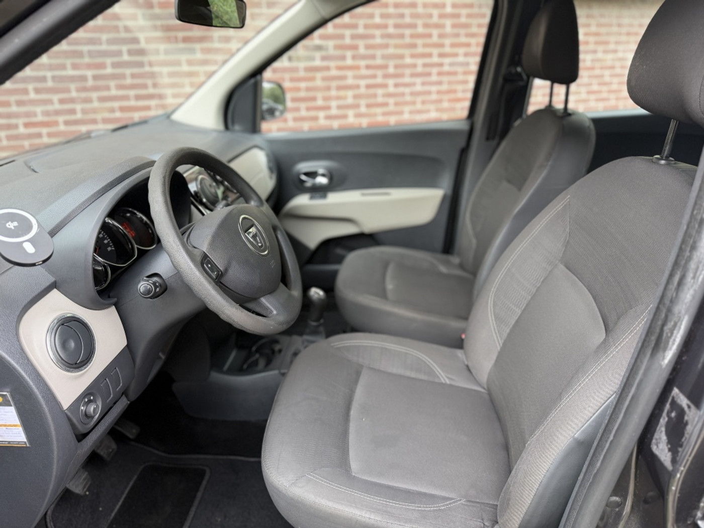Foto van Dacia Lodgy
