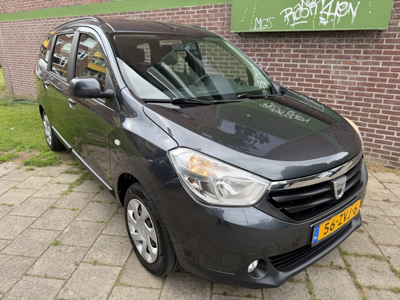 Foto van Dacia Lodgy