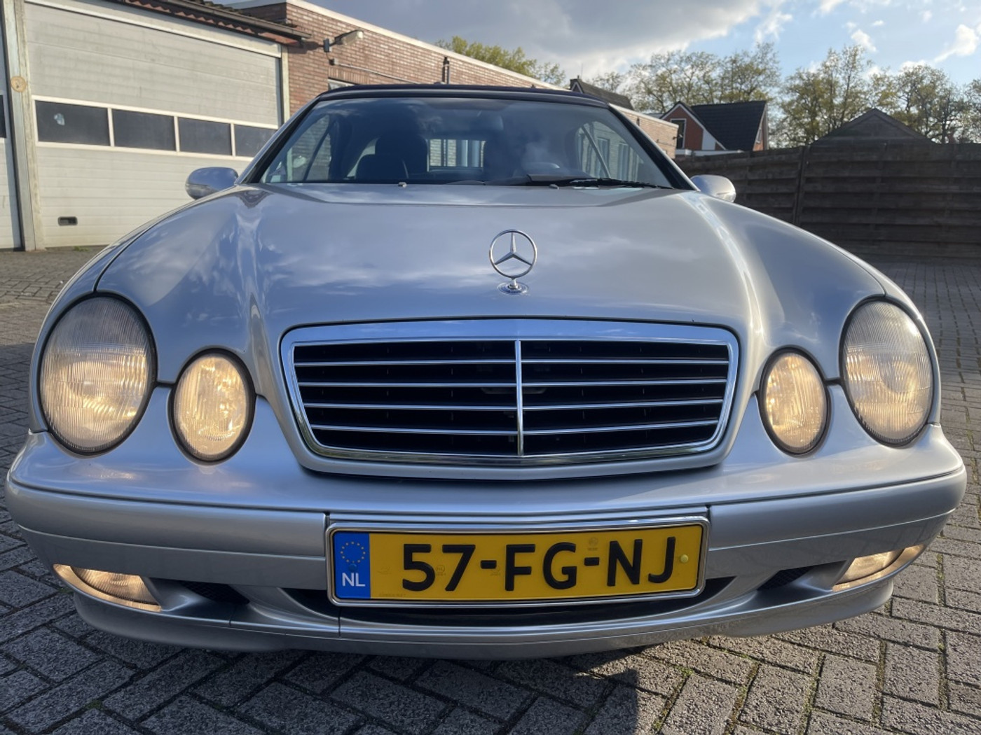 Foto van Mercedes-Benz CLK 200