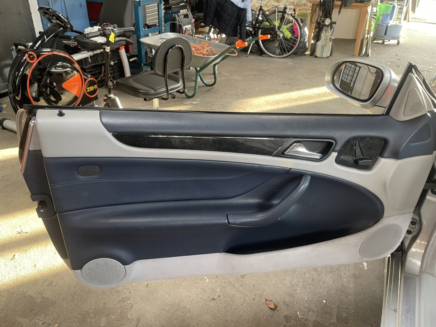 Foto van Mercedes-Benz CLK 200