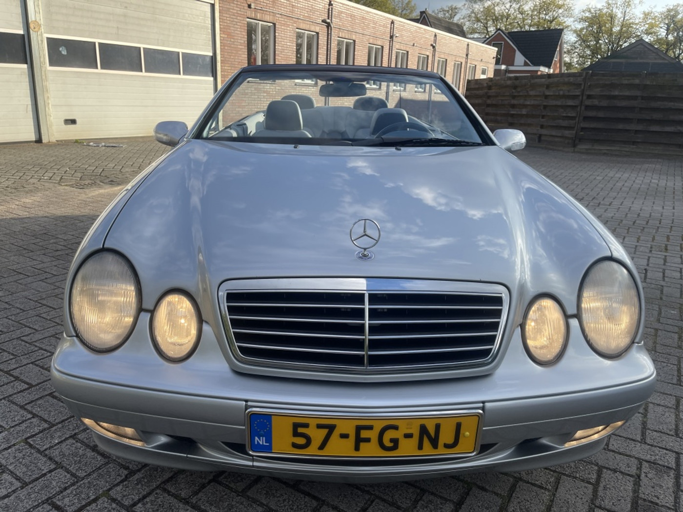 Foto van Mercedes-Benz CLK 200
