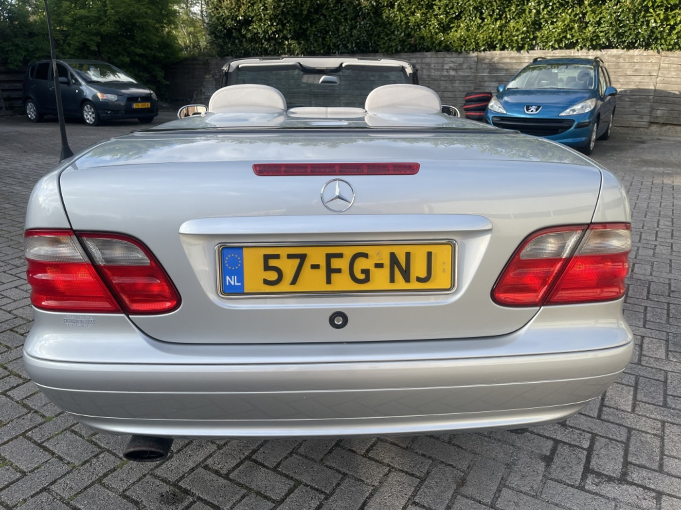 Foto van Mercedes-Benz CLK 200