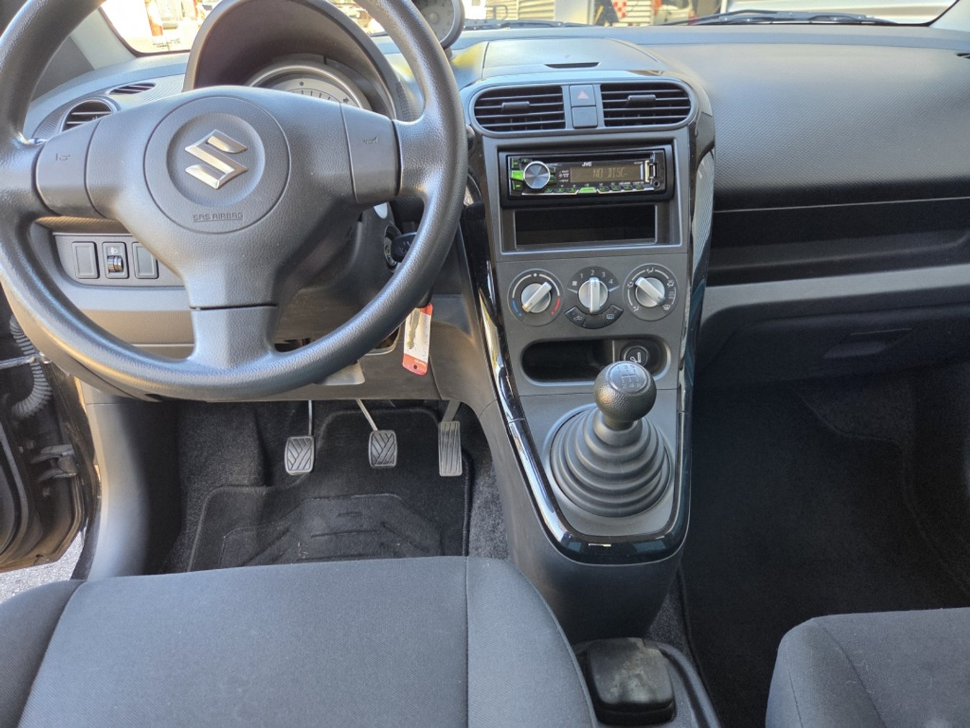 Foto van Suzuki Splash